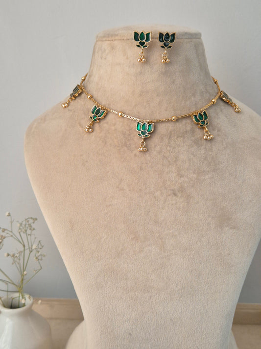 Ishwari Necklace Set