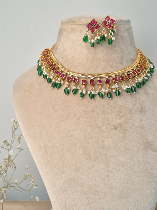 Gyanvi Necklace Set