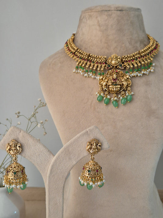 Gauhar Necklace Set