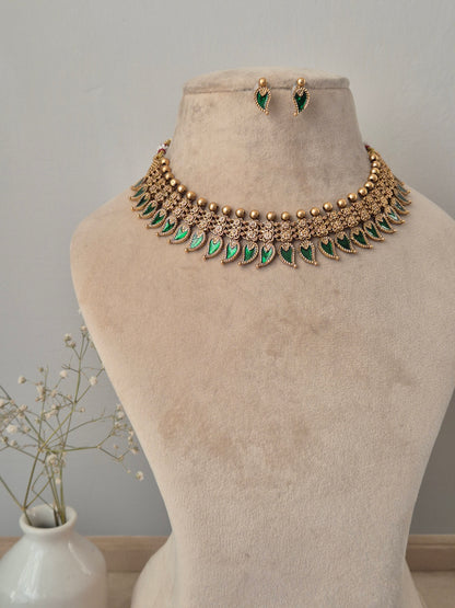 Zanisha Necklace Set