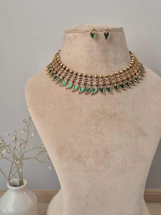 Zanisha Necklace Set