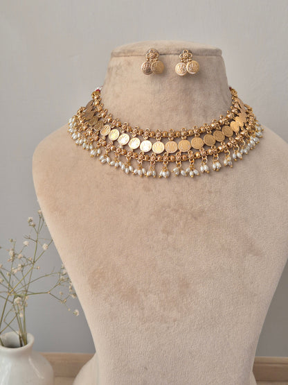 Parineeta Necklace Set