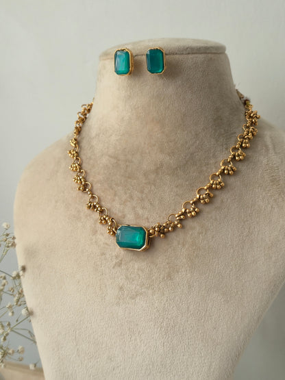 Bagiya Necklace Set