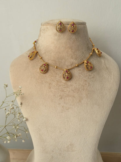 Barnali Necklace Set
