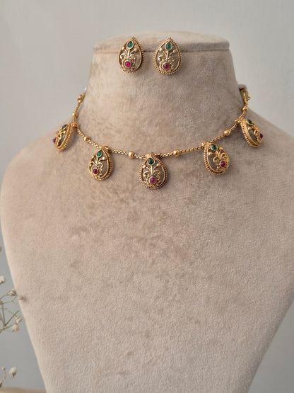 Zalak Necklace Set