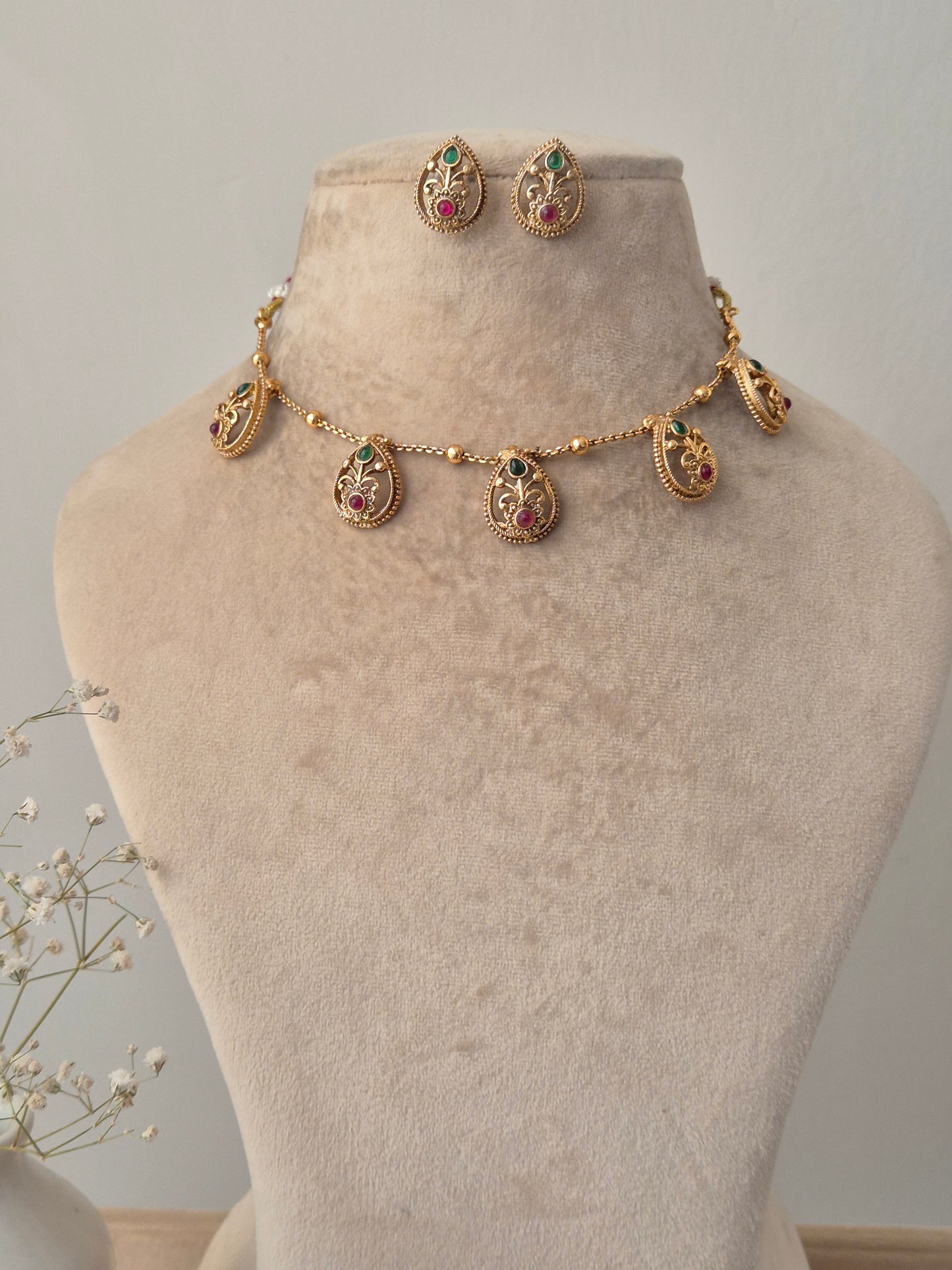 Zalak Necklace Set