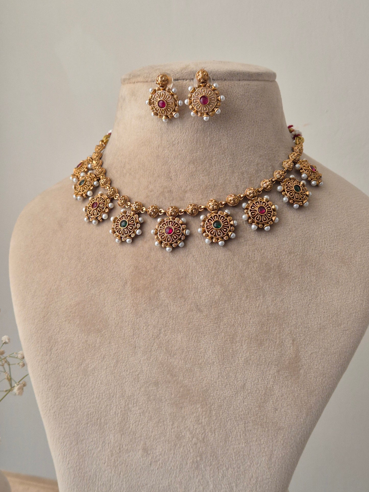 Zansi Necklace Set