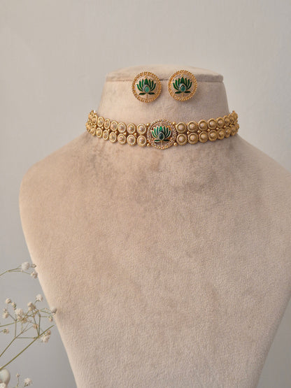 Ishu Choker Set