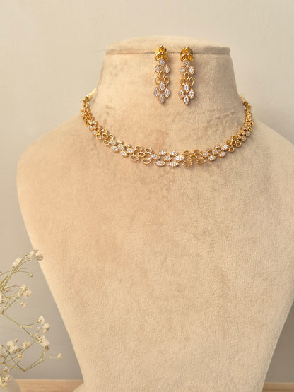 Lishika Necklace Set