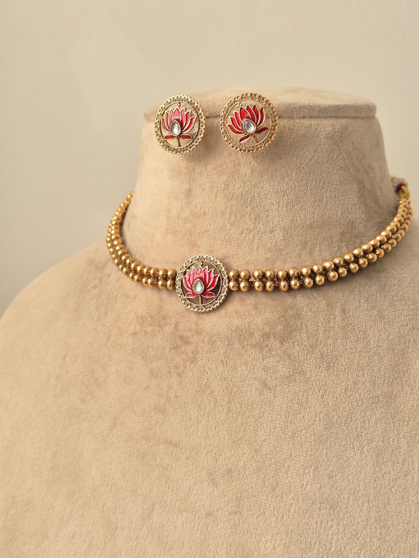 Luvleen Necklace Set