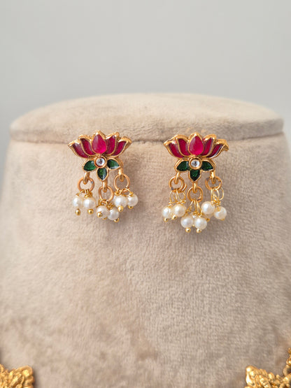Ketki Necklace Set