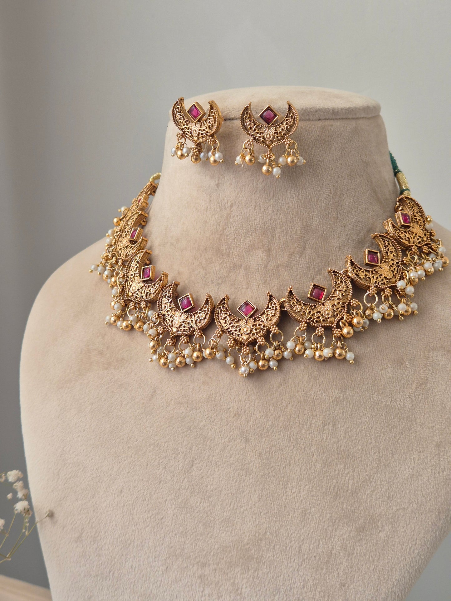 Indushree Necklace Set