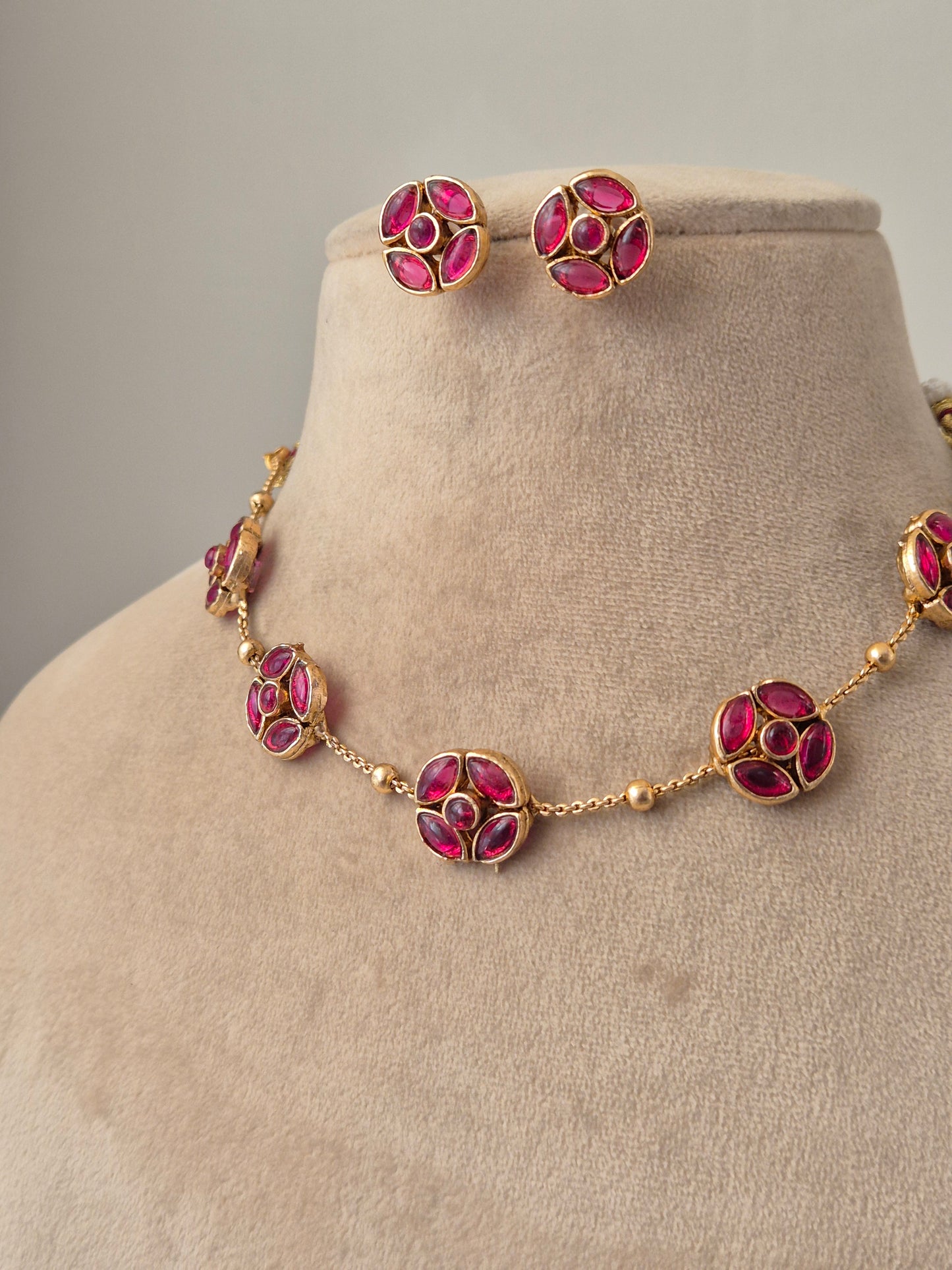 Kamakshi Necklace Set