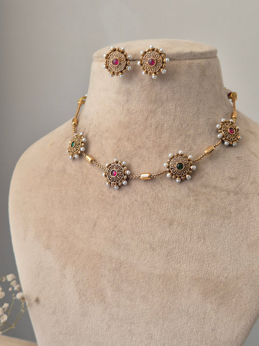 Karvi Necklace Set