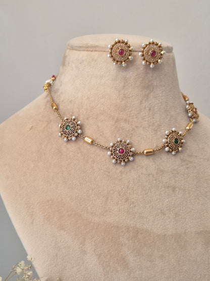 Karvi Necklace Set