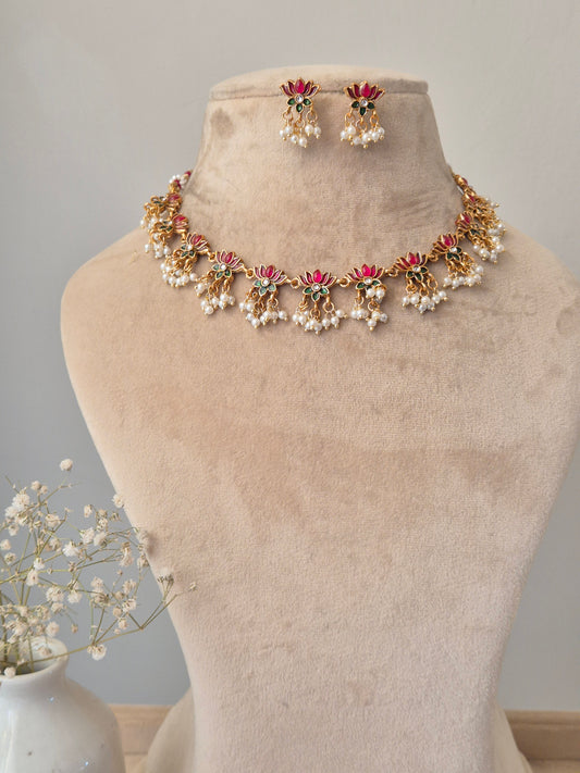 Nalin Necklace Set