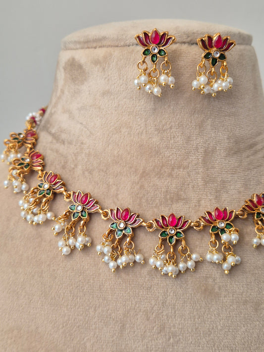 Nalin Necklace Set