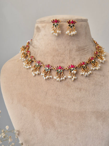 Nalin Necklace Set
