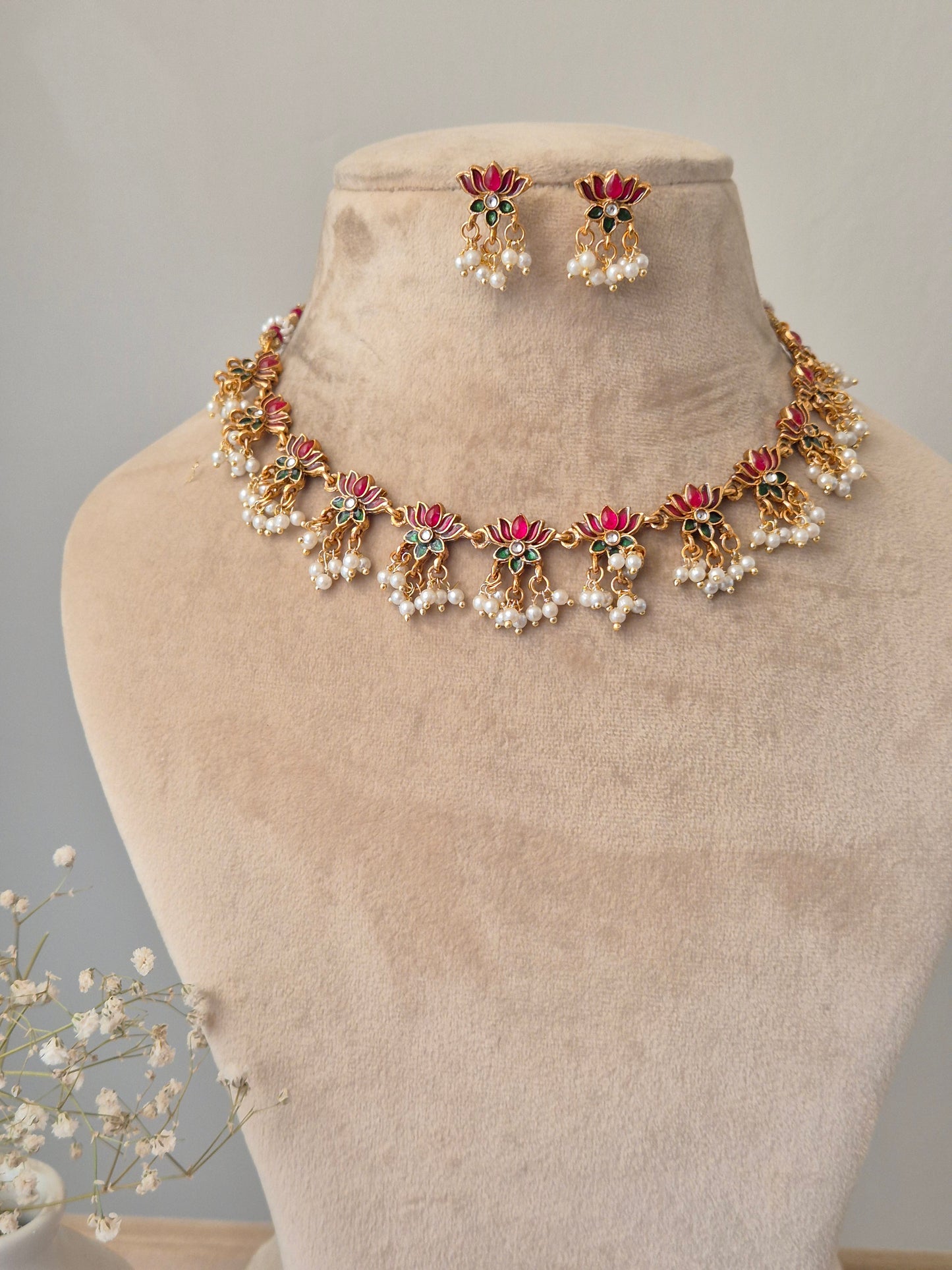 Nalin Necklace Set
