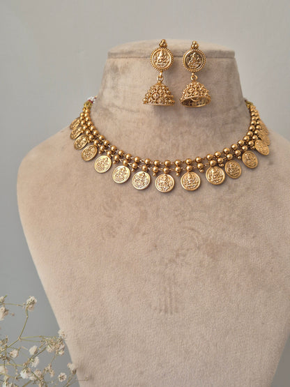 Omita Necklace Set
