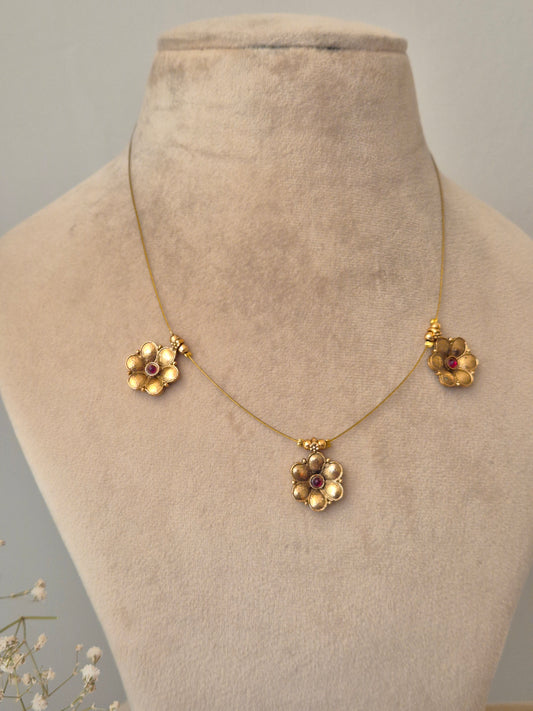 Zahra Invisible Chain Necklace