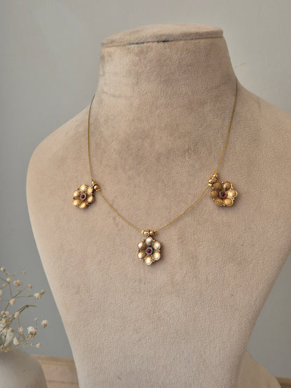 Zahra Invisible Chain Necklace