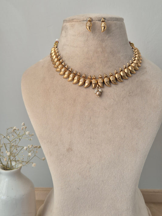 Leena Necklace Set