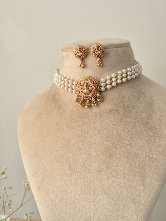 Rajlakshmi Choker Set