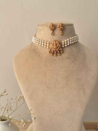 Rajlakshmi Choker Set