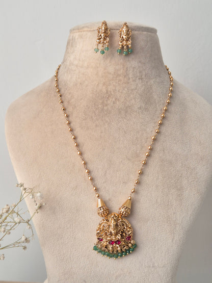 Saheli Necklace Set