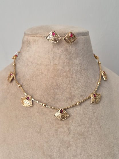 Teju Necklace Set