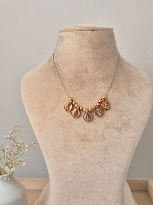 Paravi Invisible Chain Necklace