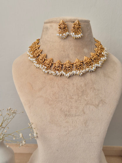 Vaya Necklace Set