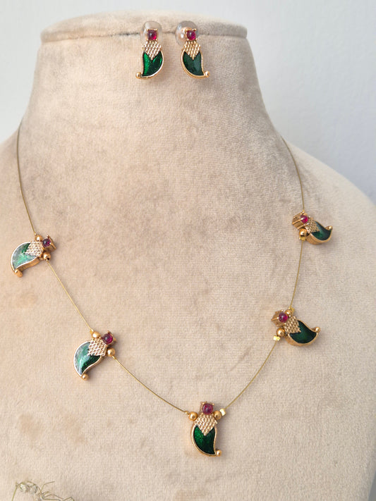 Bhomira Invisible Chain Necklace Set