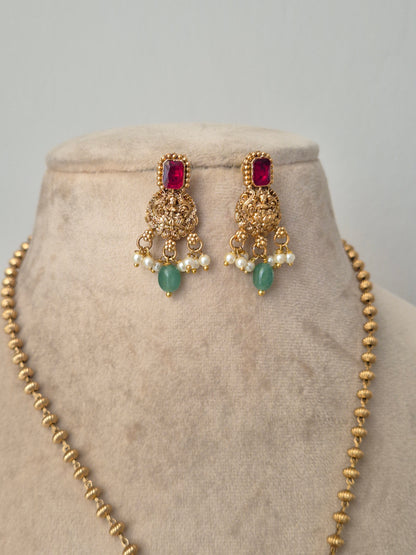 Triveni Necklace Set
