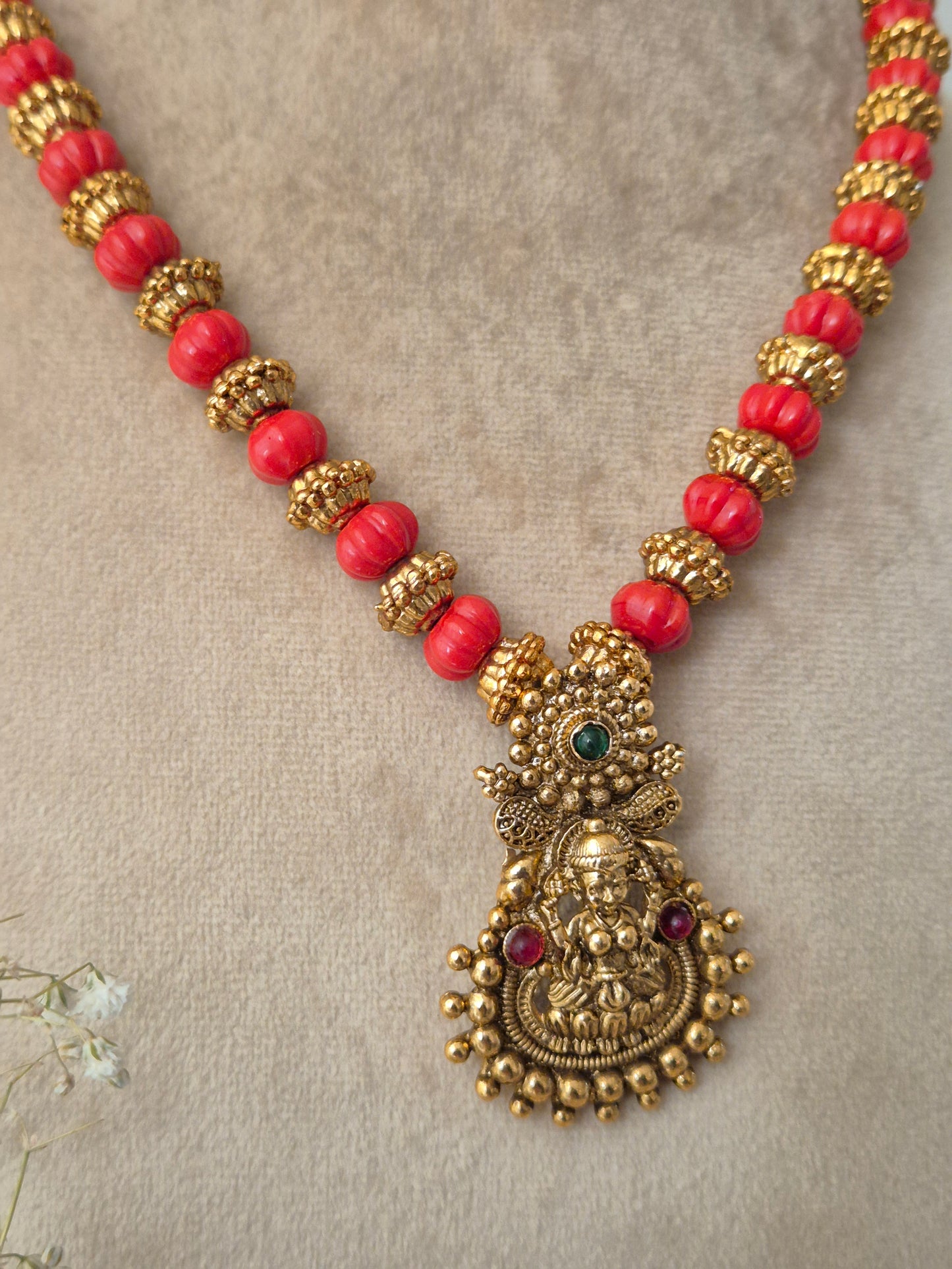Sukanya Necklace Set