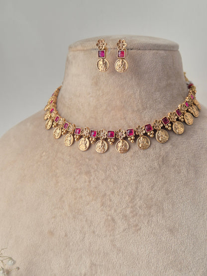 Gulnar Necklace Set