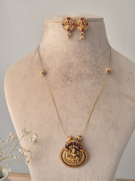 Nilanjana Necklace Set