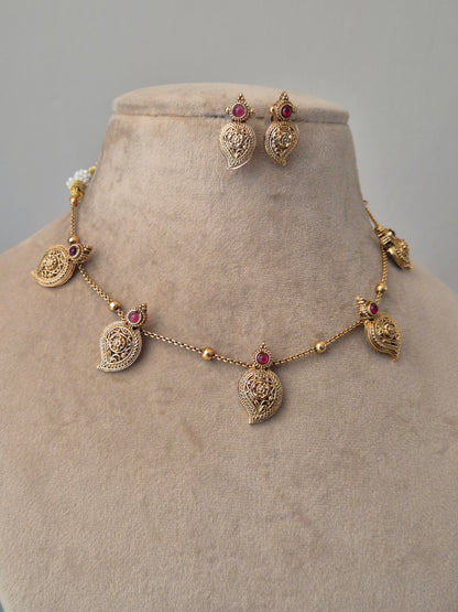 Orlina Necklace Set