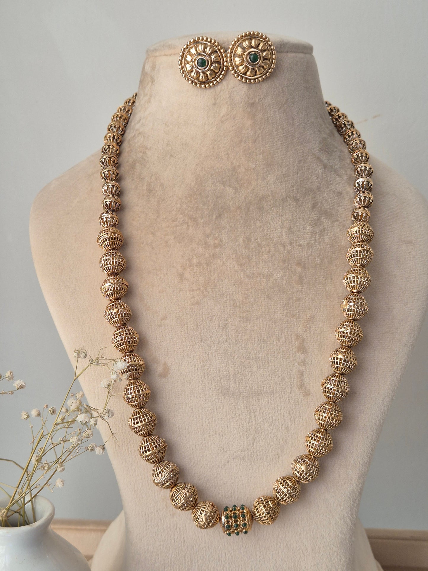 Satya Necklace Set