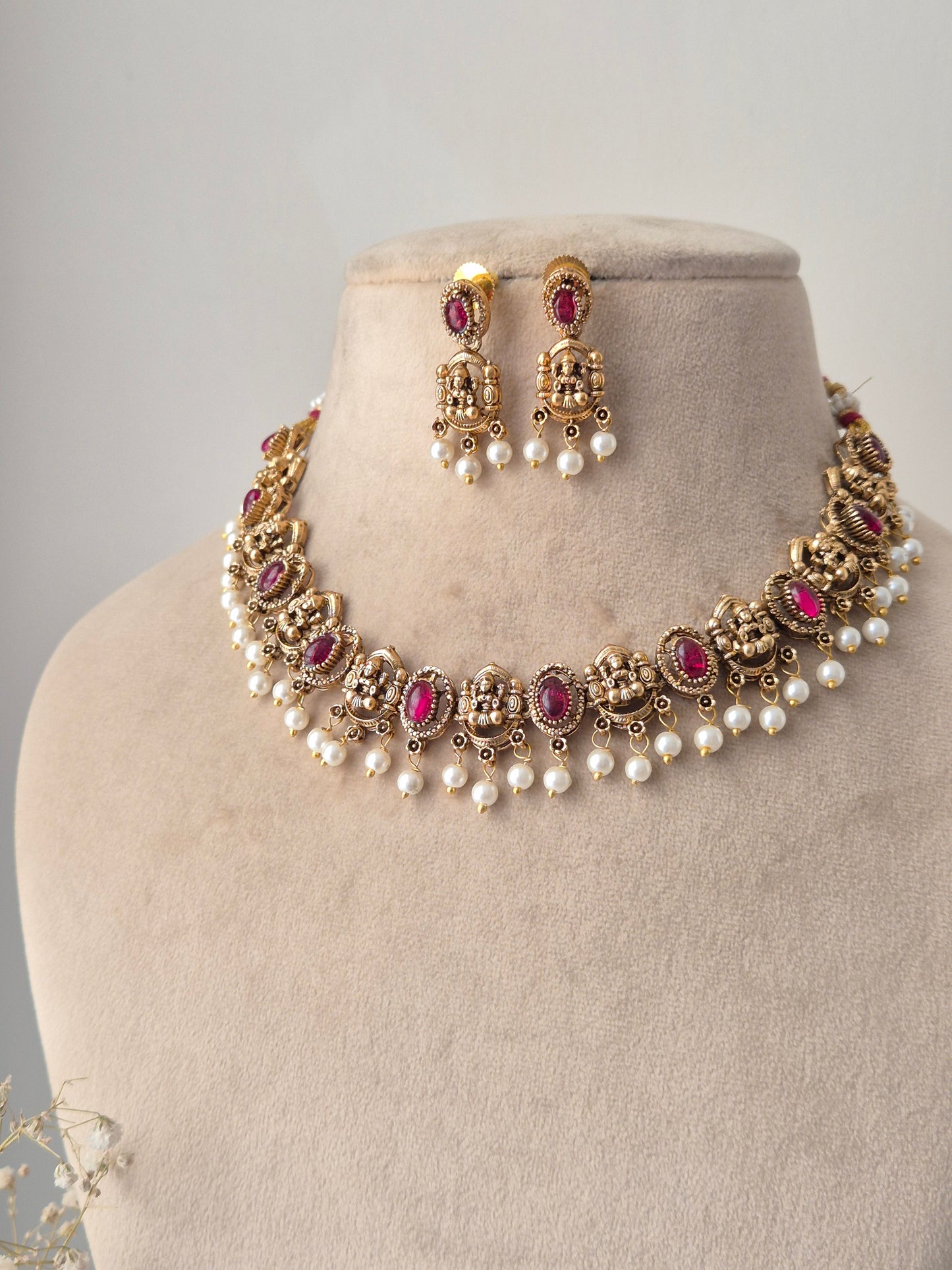 Chinmayi Necklace Set