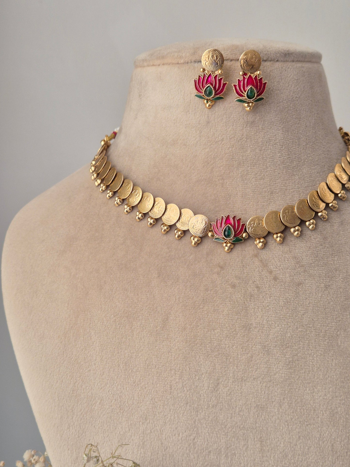 Sajani Necklace Set