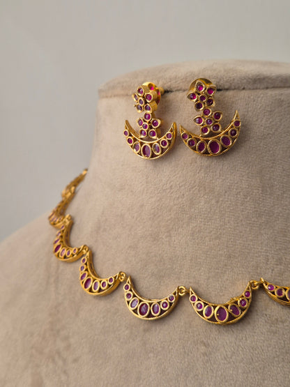 Kiyana Necklace Set
