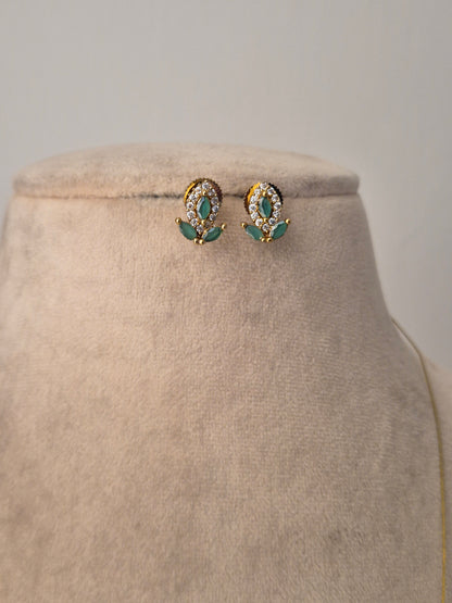 Jiyana Invisible Chain Necklace Set