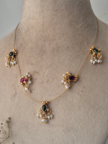 Reversible Ari Invisible Chain Necklace