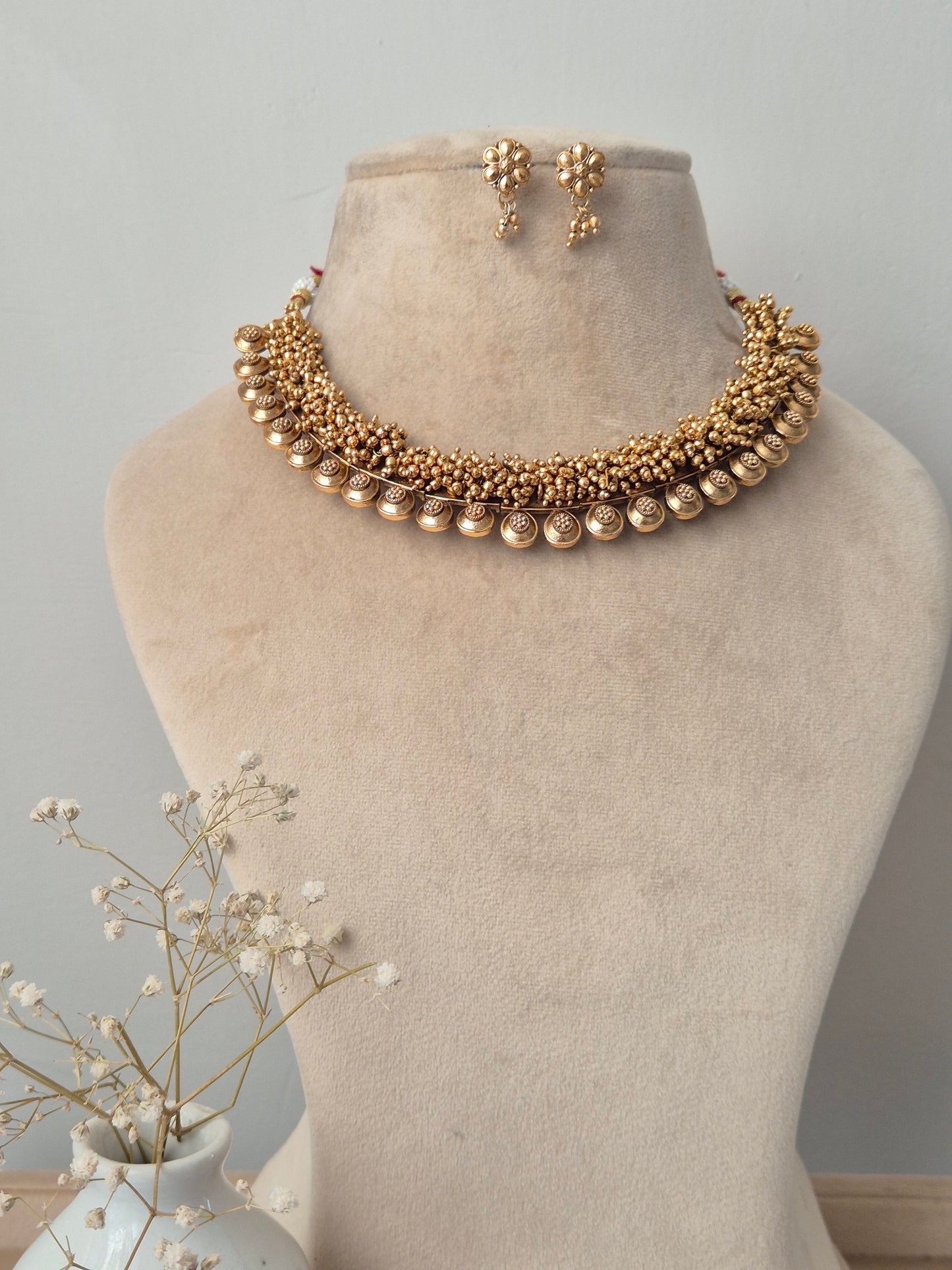 Banita Necklace Set