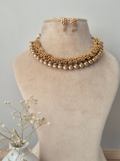 Banita Necklace Set