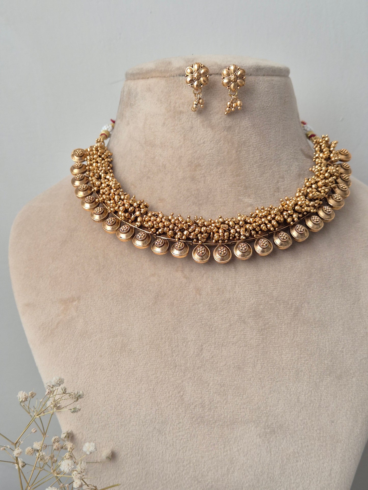 Banita Necklace Set