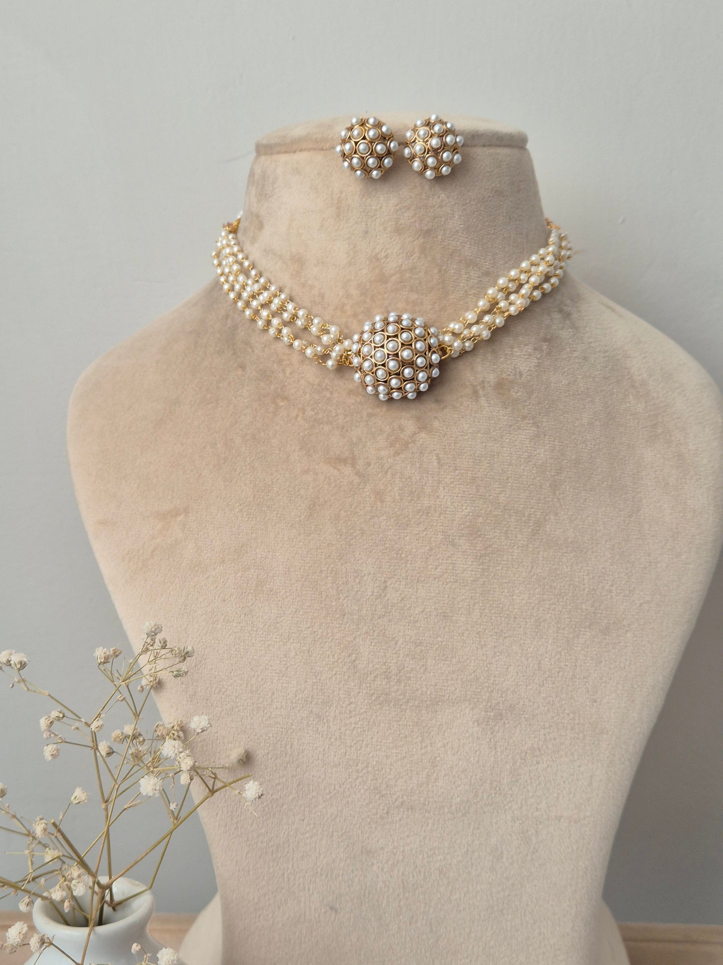 Dakshita Choker Set