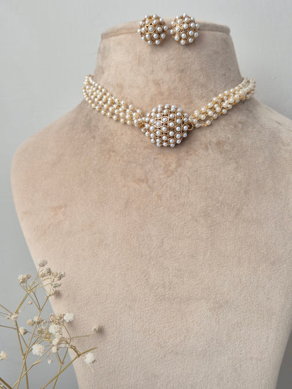 Dakshita Choker Set